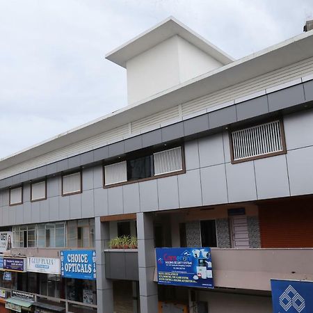 Kodavath Regency Alwaye Exterior photo